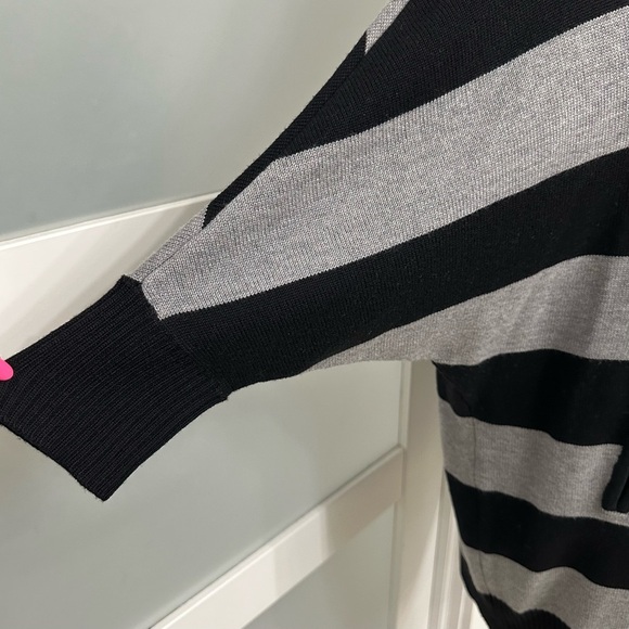 Tory Burch Merino Wool Knit Tunic Sweater Dress SZ XSmall Black Grey Stripes EUC - Picture 4 of 9
